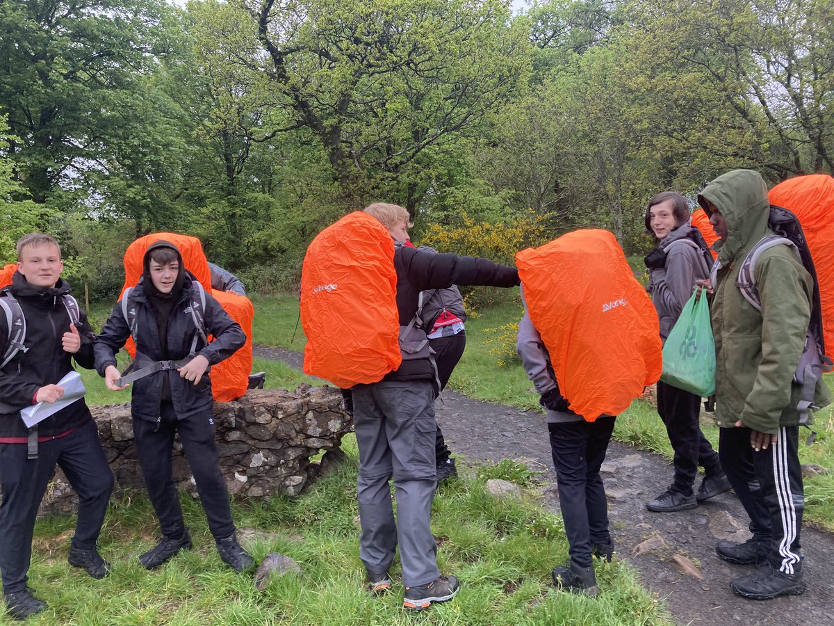 Well done to our fantastic, S3 Bronze groups, who completed an intense training day yesterday. They were all stars!!⭐️ They are looking strong and confident for qualifying expeditions! @GlasgowsDofE <a href="/smmgeography/">St Margaret Mary's Geography</a>