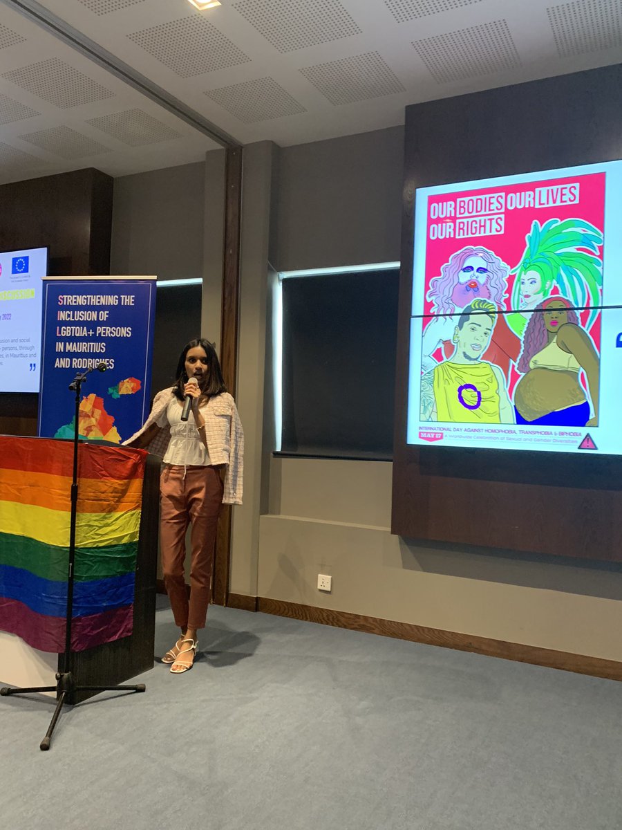 AusHC_MU's tweet photo. On #IDAHOBIT2022, thankyou 🙏 to @CAEC_Mauritius for all you do advancing the rights &amp; dignity of LGBTIQA+ people in Mauritius &amp; Rodrigues. Australia stands with you today, &amp; everyday. 🇦🇺 🇲���� 💪 🌈 https://t.co/mbYgWDwbrk