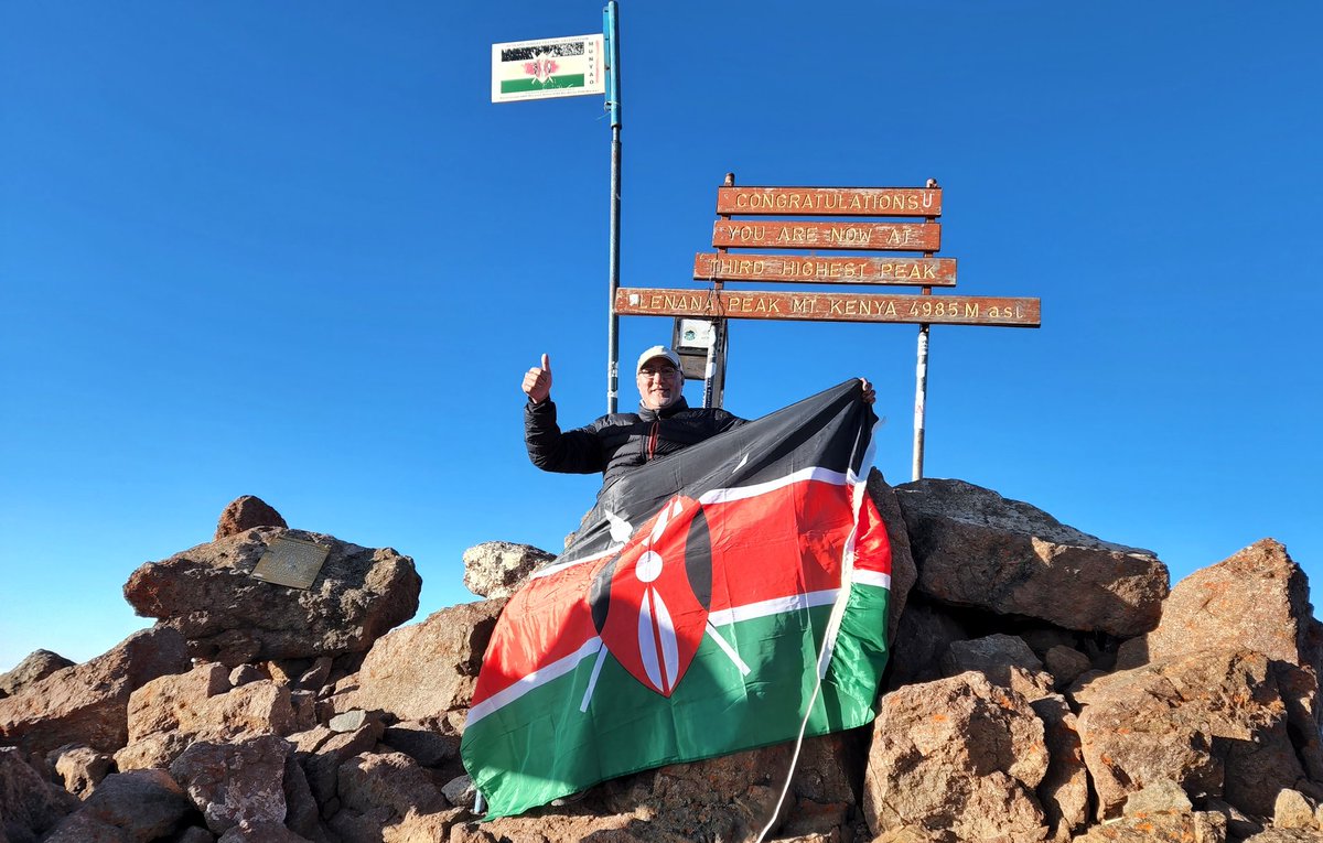 I made it to the summit of Mt. Kenya!
At 06:50AM, 17th May 2022. #ZuruMtKenya #MagicalKenya 🇰🇪