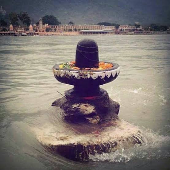 Rahul_IND1's tweet photo. शिव तो हर जगह है,वो तीनो लोक में पूजे जाते है, अंतर बस इतना है हम खुलेआम पूजते है वो छुपा कर पूजते है...🙏🙏
हर हर महादेव..❤️ @BansuriSwaraj @AnupSaha_BJP @RajatSharmaLive @myogiadityanath @AnupamPKher @impriyankabjp @Veersinghaniy16 @_vikram_bishnoi @SadhotraMeenu https://t.co/c1EsFGojwE
