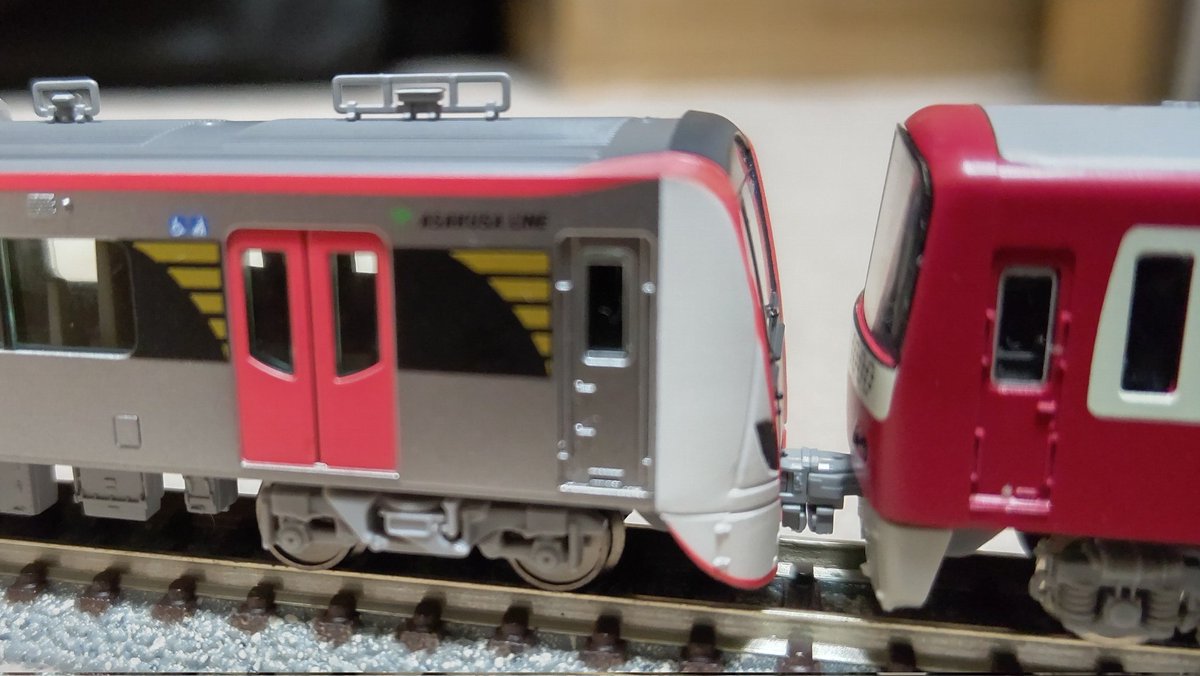 starjet8981's tweet photo. 製品化発表同時に予約していた
#ポポンデッタ の
#都営5500 を受け取りました

実車に電気連結器が付いてるので
#JC25 を取り付けました https://t.co/Xi9H8czTjt