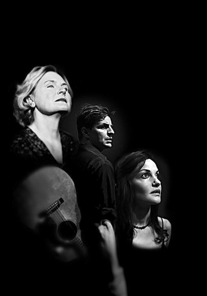 QAFShowtime's tweet photo. Now, this I got. Loved seeing this play #GaleHarold did in Los Angeles at the intimate Theatre/Theater on Pico Blvd. Not sure the theater is back yet but #TennesseeWilliams #OrpheusDescending was some good work. @Showtime #Actor #QAF #QueerAsFolk 🚬😎✌️ https://t.co/VSTJN0p5yN