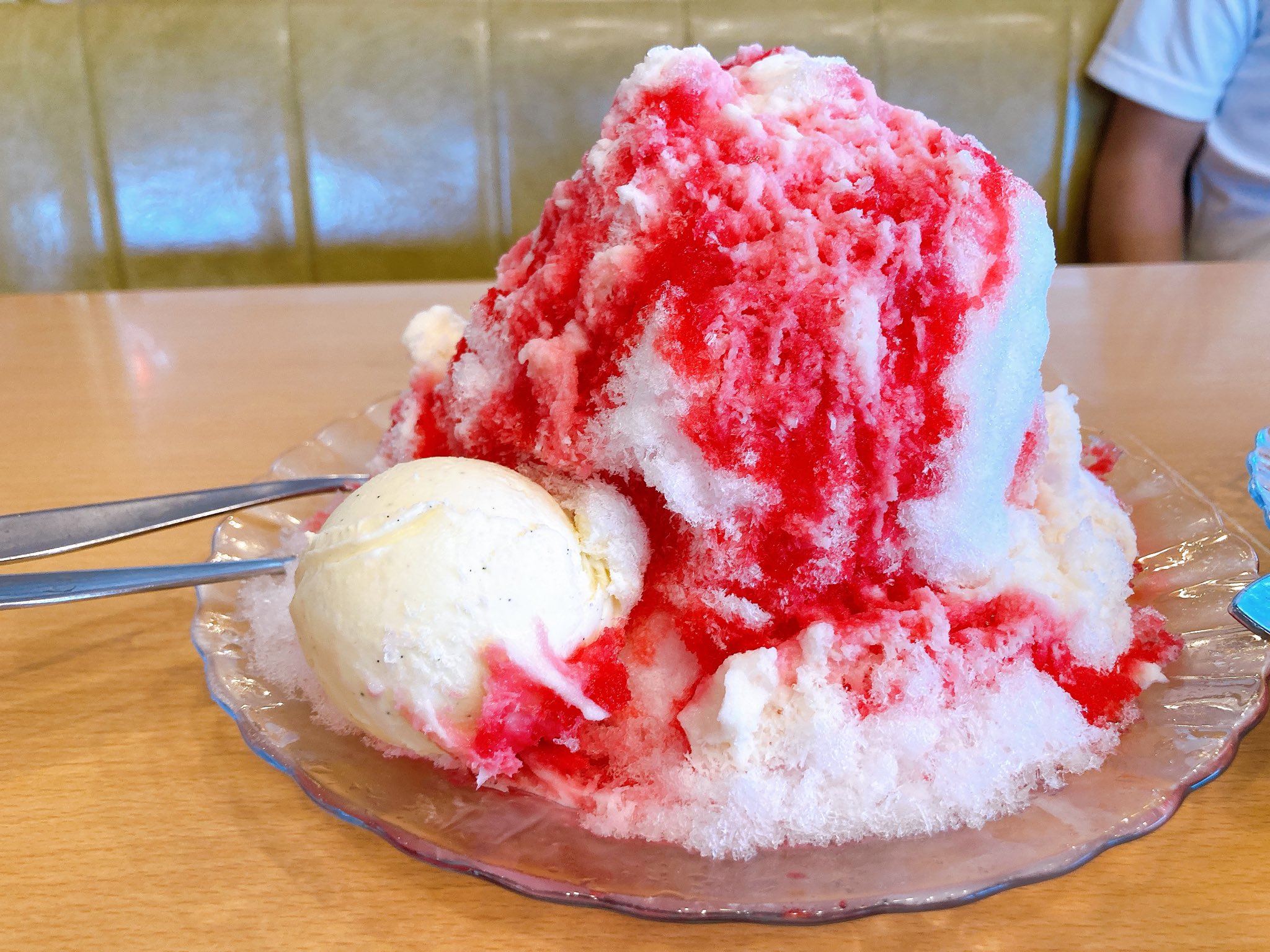 鹿児島グルメ Junko ジョイフルのかき氷がフワッフワで美味しいので 毎年2桁レベルで食べています 山盛りなのにお安いのもステキなのです ジョイフル Joyfull ジョイフルのかき氷 かき氷 ゴーラー かき氷みるく T Co Syqgfrkkq8