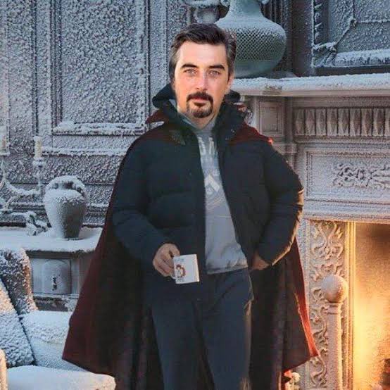 goksu928's tweet photo. Ali ihsan varol Dr strange’i oynayabilirdi ama benedict cumberbatch kelime oyunu’nu sunamazdı… https://t.co/3kM2Pz57xj