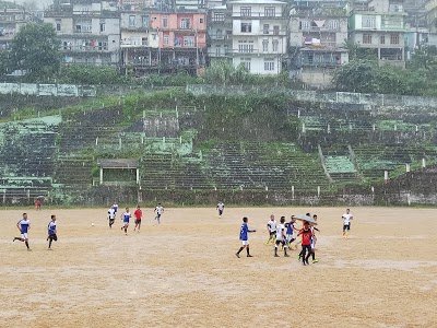 FarOutFootball tweet media