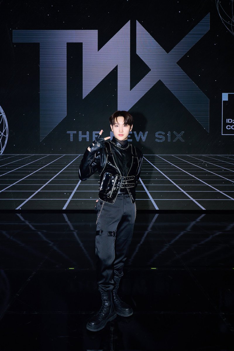 [📸] Taehun na conferência de Debut.

#TNX #WAYUP <a href="/TNX_Official/">TNX Official</a>