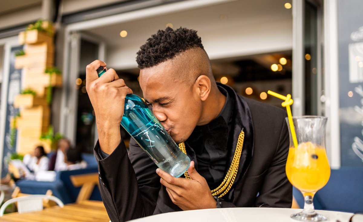 Nothing beats the bond with your <a href="/LinfordVodka/">Linford Vodka</a>  Bottle #Linfordvodka #ReliveLinford