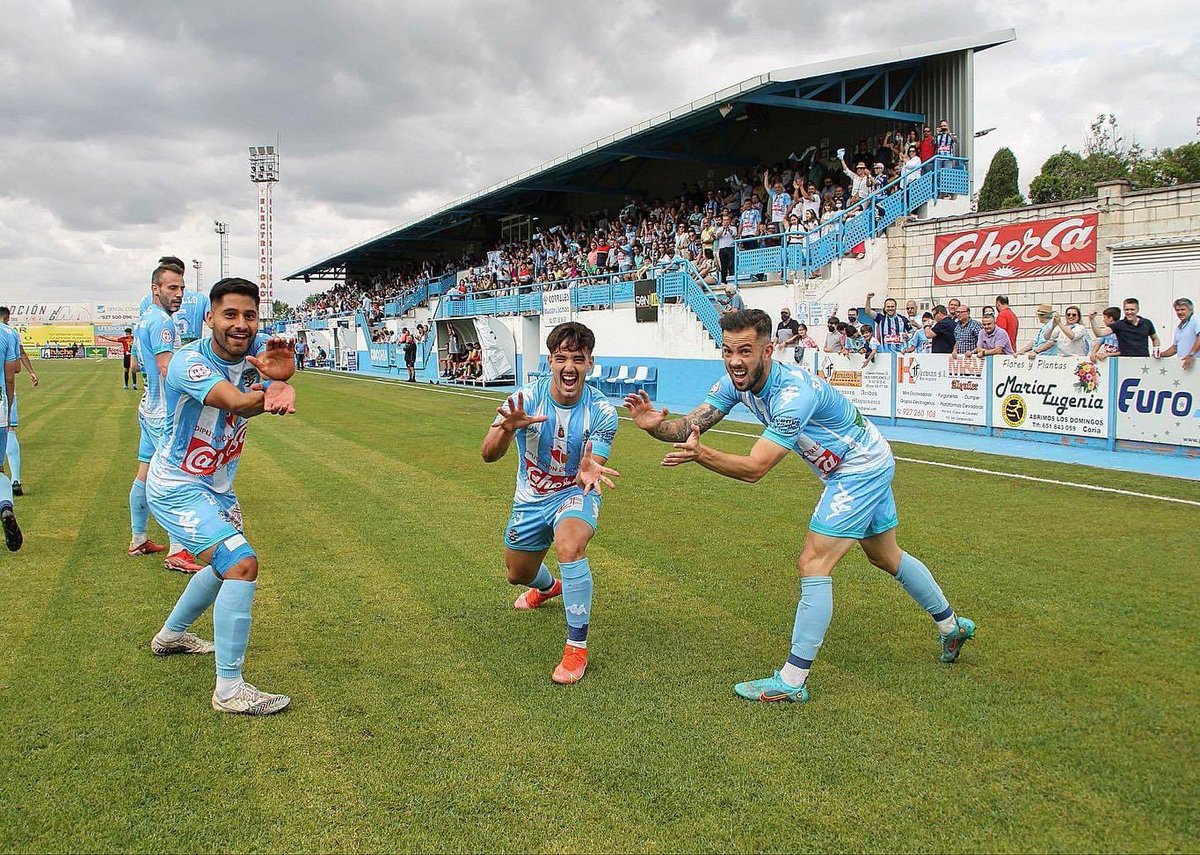 patxidl's tweet photo. Orgulloso de mi equipo. 
Somos equipo de play off.
@CDCORIA https://t.co/H6H4wMykLR
