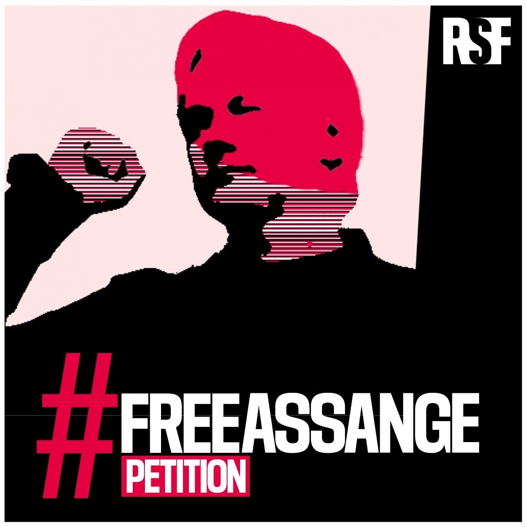 FreeAssangeNews's tweet photo. LAST DAYS to sign and share @RSF_inter's petition opposing Julian Assange's extradition to the US. After 18 May, UK Home Secretary @pritipatel could approve or reject the extraction order at any time. You can still help #FreeAssange !

https://t.co/9qdoasxWjR https://t.co/Vot4Vwzk2m