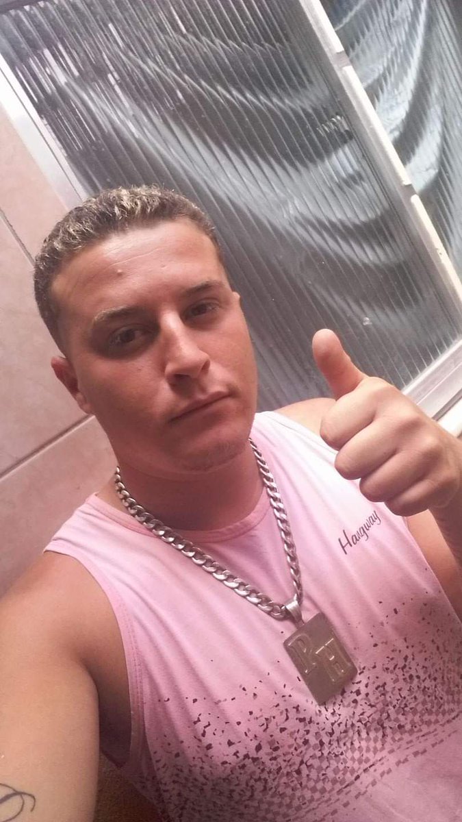 PhCyti's tweet photo. Um Amigo Puro Que Jamais Iremos Esquecer Saudades Eterna Do Mn DG 🥋🏴🚩A PH Te Ama Nosso Monstro 🖤❤😇 https://t.co/4WFUcgNoId
