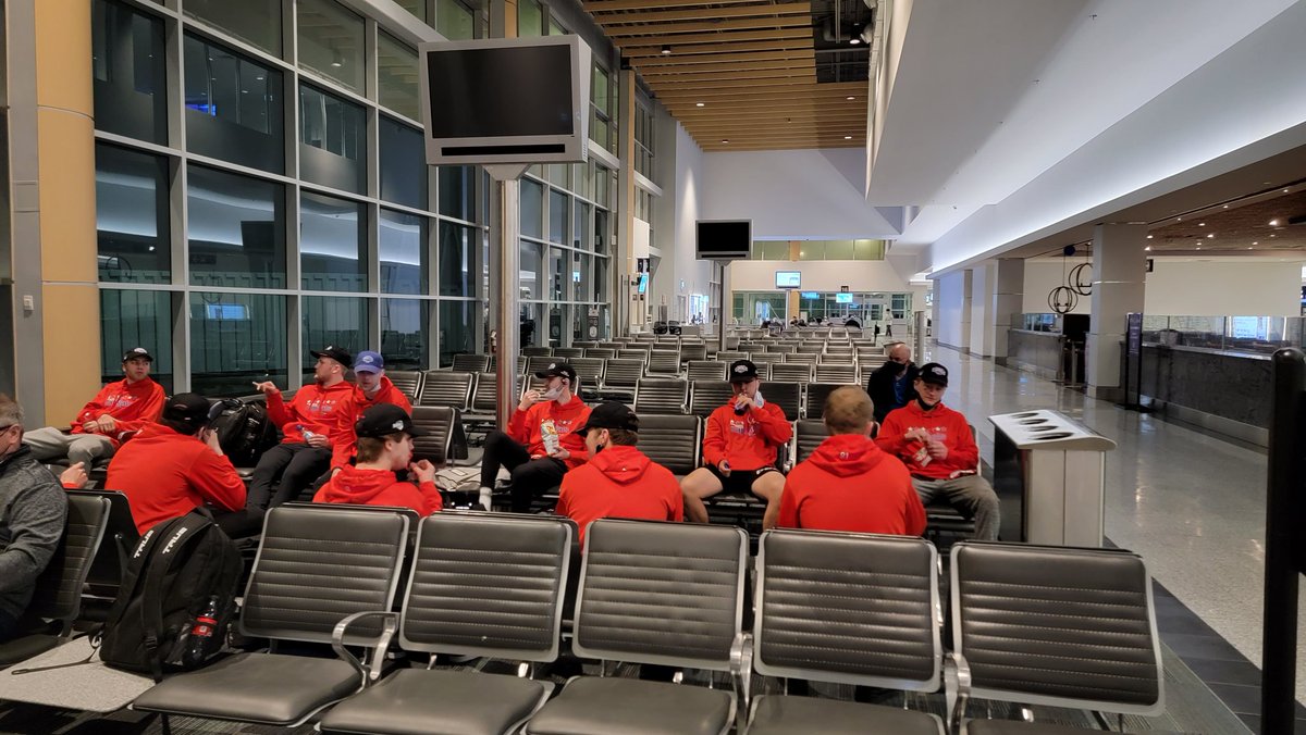 SsideCapitals's tweet photo. Up bright and early, on route to Estevan, SK for the #centennialcup #CapsArmy https://t.co/QS5ycfEqSD