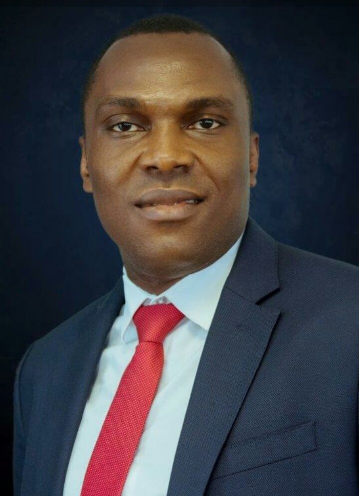 Happy BirthDay Sir Obi Imemba, remain ever Blessed.

#Hillcityfoundation
#CommanderofEducationalSupportProgram
#DiscoveryGreatnessEvent2022