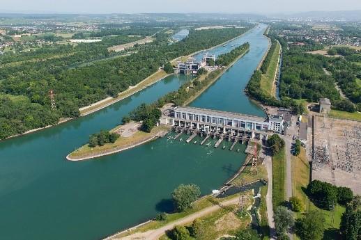 [🇩🇪] Du bist ein Unternehmen und interessierst dich für ökologische #Restaurierungsmaßnahmen?

👉 Besuchen Sie das #Wasserkraftwerk von EDF in Kembs (68)! Eine kostenlose Präsenzveranstaltung am 3. Juni 2022.

👉 Melden Sie sich hier an: bit.ly/3Mp42hl

© Au fil du Rhin