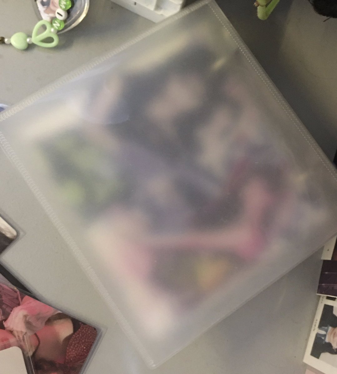 kdymails's tweet photo. 📓wts lfb ph 

# a7 frosted square binder w 10 2P sleeves (b2b)

     -175 payo 

📗gcash/sco,ggx only

(pcs not included) https://t.co/ctQaePQh5f