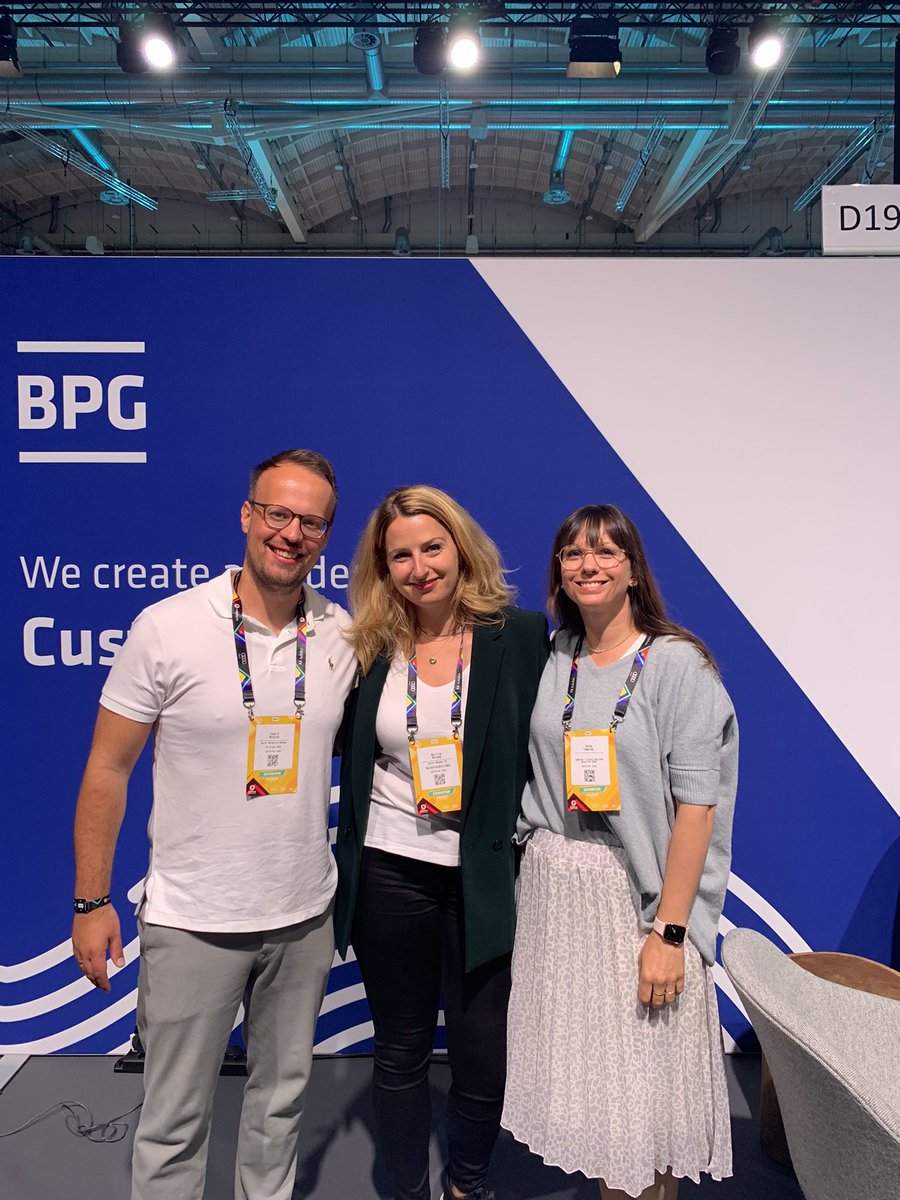 Team #PR &amp; #Marketing is ready for @OMRockstars 🙌🏼🚀 Meet our <a href="/BPrinting_Group/">Bertelsmann Printing</a> units <a href="/DirectAz/">AZ Direct - part of Bertelsmann Marketing Services</a>, Campaign and <a href="/deutschlandcard/">DeutschlandCard</a> in the Dialog Area Hall A4 at booth D16-D19 🙏🏻 #OneBPG