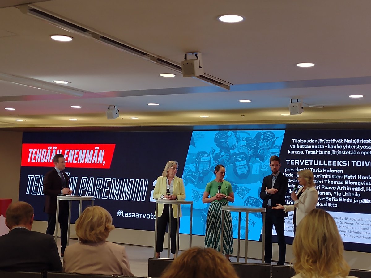 "Toimintakulttuuri syö tasa-arvostrategian aamiaiseksi, jollei johtamiseen kiinnitetä huomiota”, komppaa Saara-Sofia Sirén Euroopan olympiakomiteoiden EU-tston varajohtajaa Heidi Pekkolaa Tehdään enemmän -  urheilun tasa-arvotapahtumassa #tasaarvo #liikunta #yhdenvertaisuus