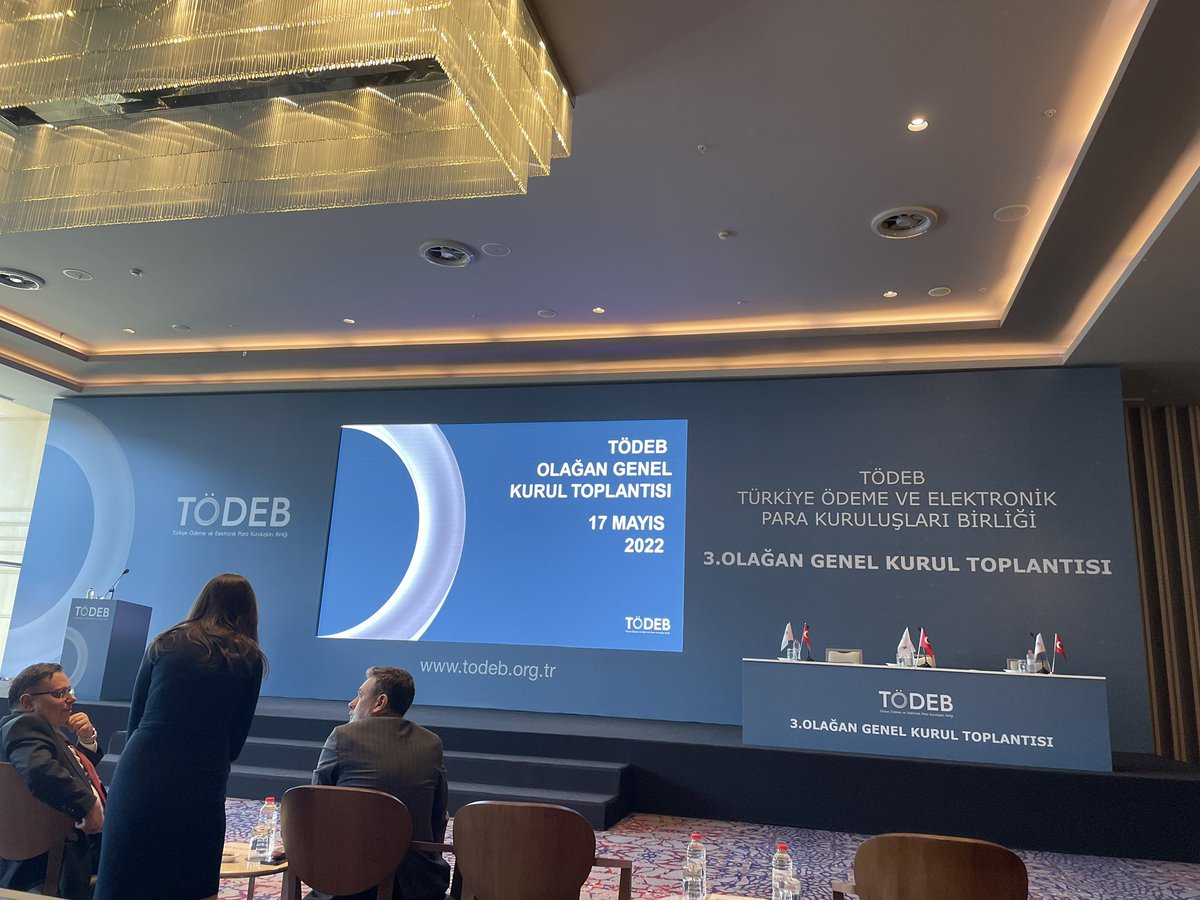 gubagci's tweet photo. @todebtr Genel kurulundayız. Dernek ile başlayıp Birlik’e dönüşen yapı ile Sektörün bu noktalara gelmesinde emeği geçen herkese teşekkürler. #fintech ler şüphesiz geleceğin kurumlarıdır. https://t.co/ZcegcCeb3d
