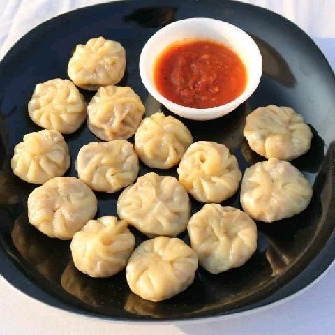 HungryBirds15's tweet photo. 🥟momos🥟
.Serve this momos along with chilli garlic sauce.

➡️ follow for details 
 https://t.co/oDTLVjAS2P

#instalike #momos #photography #food  #foodiesofinstagram #fitness #cake #followme #yum #chocolate #delivery #amazing #sweet https://t.co/Eaz7SUhROA