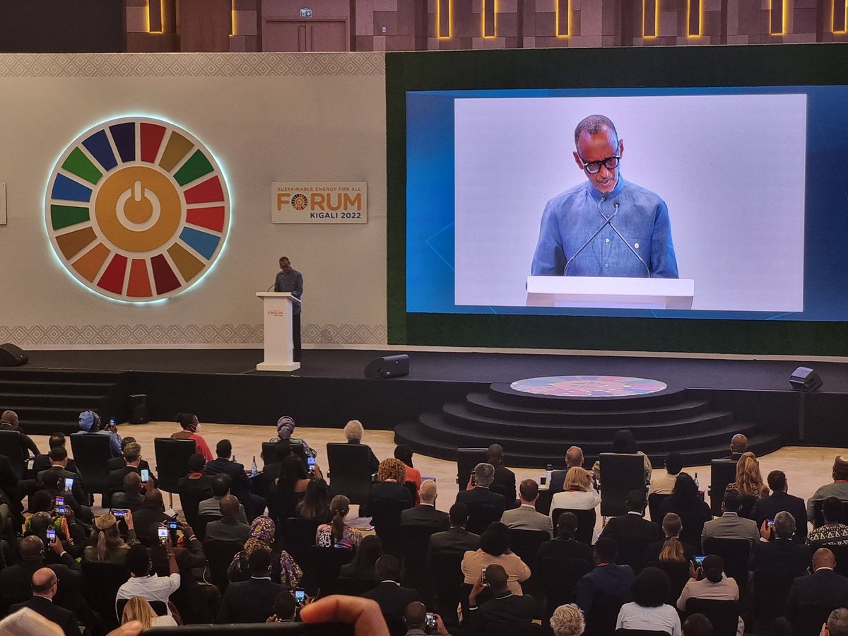 TheEnergyTalk's tweet photo. Our energy transition will be just and equitable!

Remarkable opening from @DamilolaSDG7 and a beautiful keynote from @PaulKagame. What a way to kickoff the first Global Sustainable energy Forum in Africa!

#SEforALLForum #SEforALL #energytransition https://t.co/pDmi9If0t5