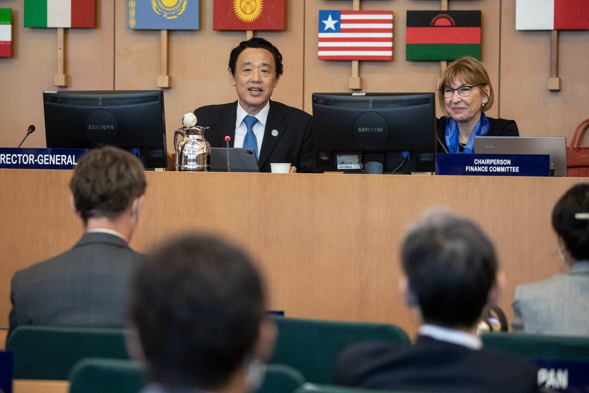 The UN Food Systems Coordination Hub is a reality, it is fully functional. It will support countries for #FoodSystems transformations &amp; it will keep national, regional &amp; global transformation pledges &amp; dialogues moving forward ⏩ <a href="/FAODG/">FAO Director-General QU Dongyu</a> speaking <a href="/FAO/">Food and Agriculture Organization</a> Programme &amp; Finance Cmtes.