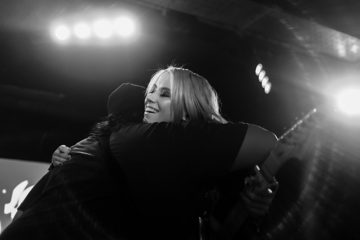 Gigwise's tweet photo. Providing tough topics, fierce grunge, breezy shoe gaze and more - @softcultband took over @CamdenAssembly last week

Read the review and see the photos here - https://t.co/nYmvc0DgCt https://t.co/MkCtMwEKEm