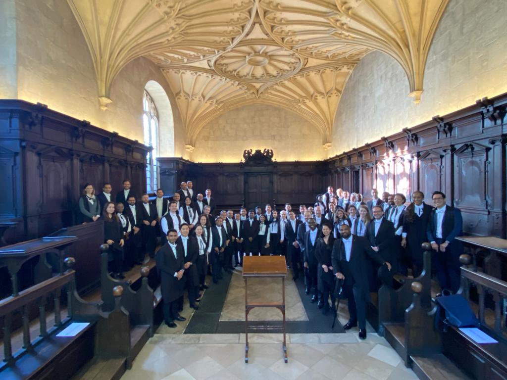 Dscott0310's tweet photo. Good morning! It’s time to get up and get after it today.  I still can’t believe that I matriculated last week at the Said Business School at Oxford University.   I am so in awe at the make up of this cohort.  #Oxford #oxfordemba #lifeatsbs https://t.co/AmDbsz8jXy