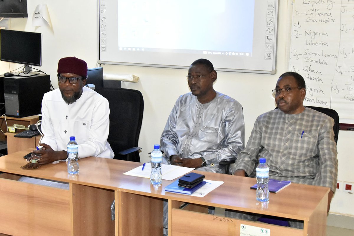 AgrhymetInfos's tweet photo. Lundi 16 mai 2022 a débuté à AGRHYMET CCR-AOS au Niger, l'atelier régional de formation des gestionnaires nationaux de bases de données agrométéorologiques sur l'outil #climsoft. https://t.co/31DXajyS2u
