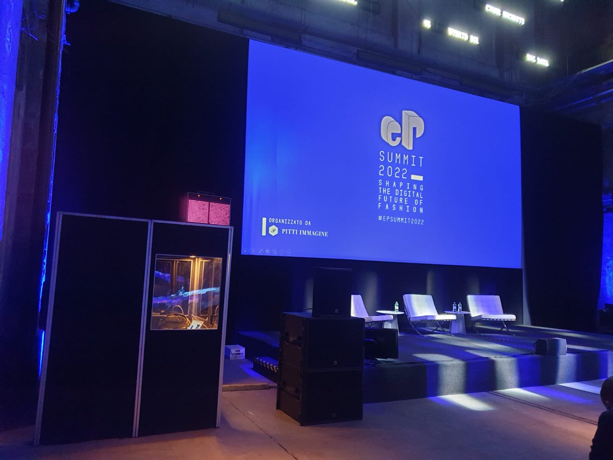 interpreticonf's tweet photo. Interpretiamo per comprendere!!!
Stazione Leopolda #EP summit Shaping the #Digital Future of #Fashion #Metaverso.
Traduzione simultanea Interpreti di Conferenza https://t.co/9kFzQ0zJ7m