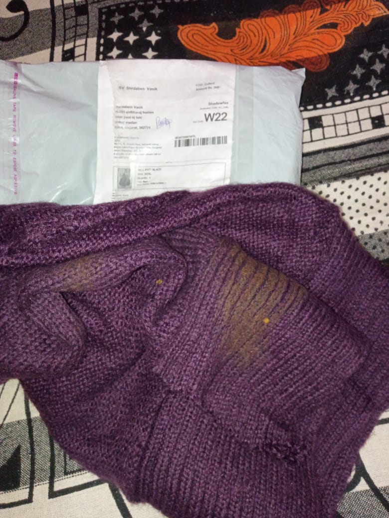 vanikparth6973's tweet photo. @Meesho_Official THIS APPLICATION IS MADE  FOR CHEATING .
 1 MONTH AGO ON 4th APRIL MU MOTHER ORDERED A DRESS FOR HER AND ON THE 10th OF APRIL WE HAD RECEIVED A DIRTY PIECE OF CLOTH , SO WE TRIED TO RETURN IT BUT ALL THE COURIER BOYS DENIED THAT WE CAN'T TAKE THIS,WE DON'T HAVE UPDATES FROM MEESO https://t.co/KJrmqLLJ0O