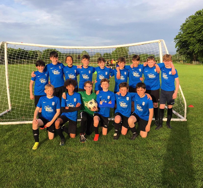 South #Powys U13 league winners 🏆🤩👏🏼🎉 huge achievement. Well done to all involved 👏🏼 The whole team of <a href="/crickhowellhs/">Crickhowell HS</a> students show respect, excellent conduct &amp; football of the highest standard, not just this year but since joining the club 👌🏼 thank you to all involved 🤩