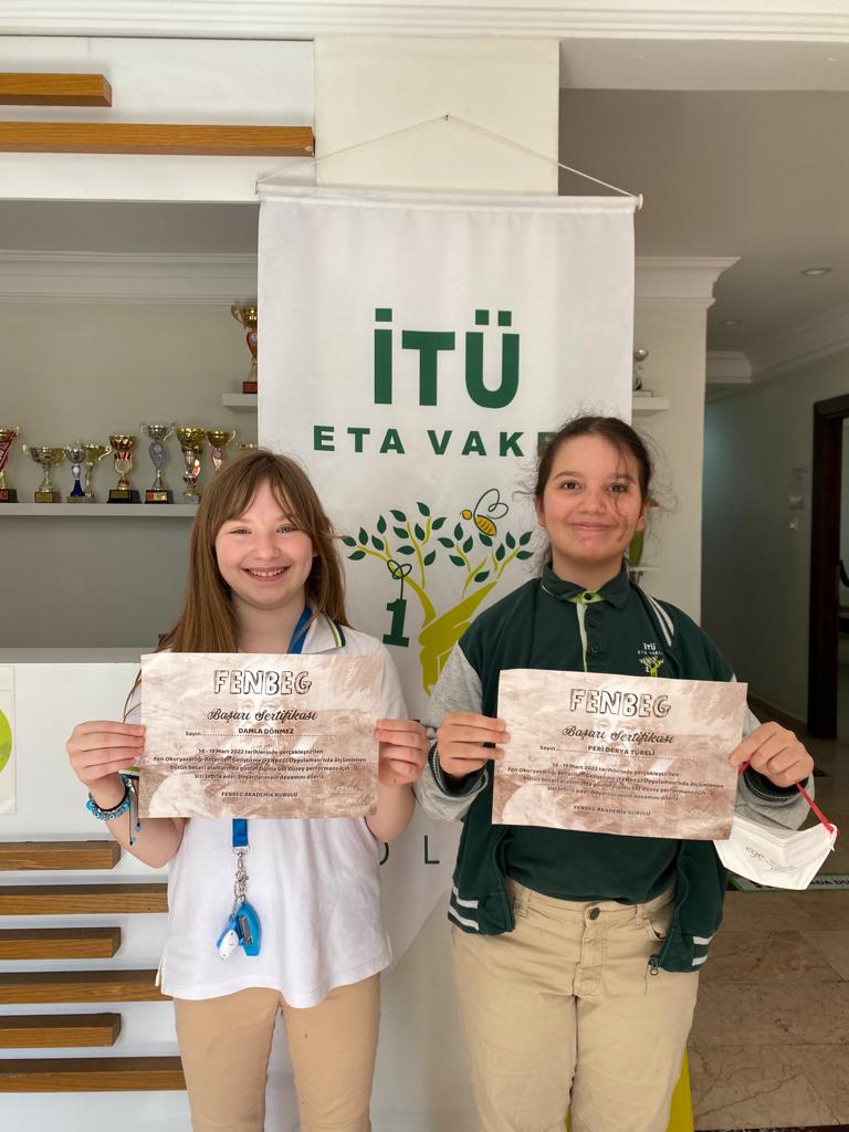 📌Öğrencilerimiz Matbeg ve Fenbeg sınavlarında %3lük üstündebaşarı göstererek Bilim uygulamalarına katılmaya hak kazanmıştır. Başarılarının devamını dileriz. 👏🏻 🫶🏻
<a href="/kursatkayalak/">Kürşat Sadık KAYALAK</a> @ArifeKaraman6 <a href="/mftufekci/">Mehmet Fatih Tüfekçi</a> <a href="/DogaUskudar/">DOĞA KOLEJİ ÜSKÜDAR KAMPÜSÜ</a>