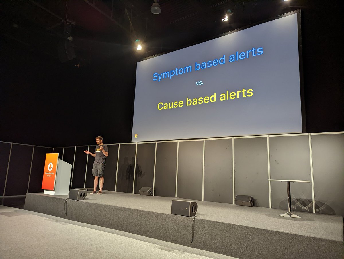 Only Björn can make the talk so interesting there is no need for content on a slide! 💪🏽🙈