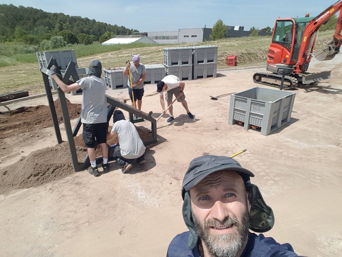 alex_milcu's tweet photo. Looking forward for some sort of soil sieving autonomous droids (@elonmusk :). Until then, no way to go around tedious tasks when setting up #lysimeter experiments with reconstructed soil. Huge team effort @EcotronCNRS ! Thanks a lot everyone. #ecotron @AnaEE_EU @INEE_CNRS https://t.co/3SdFqXTxVM