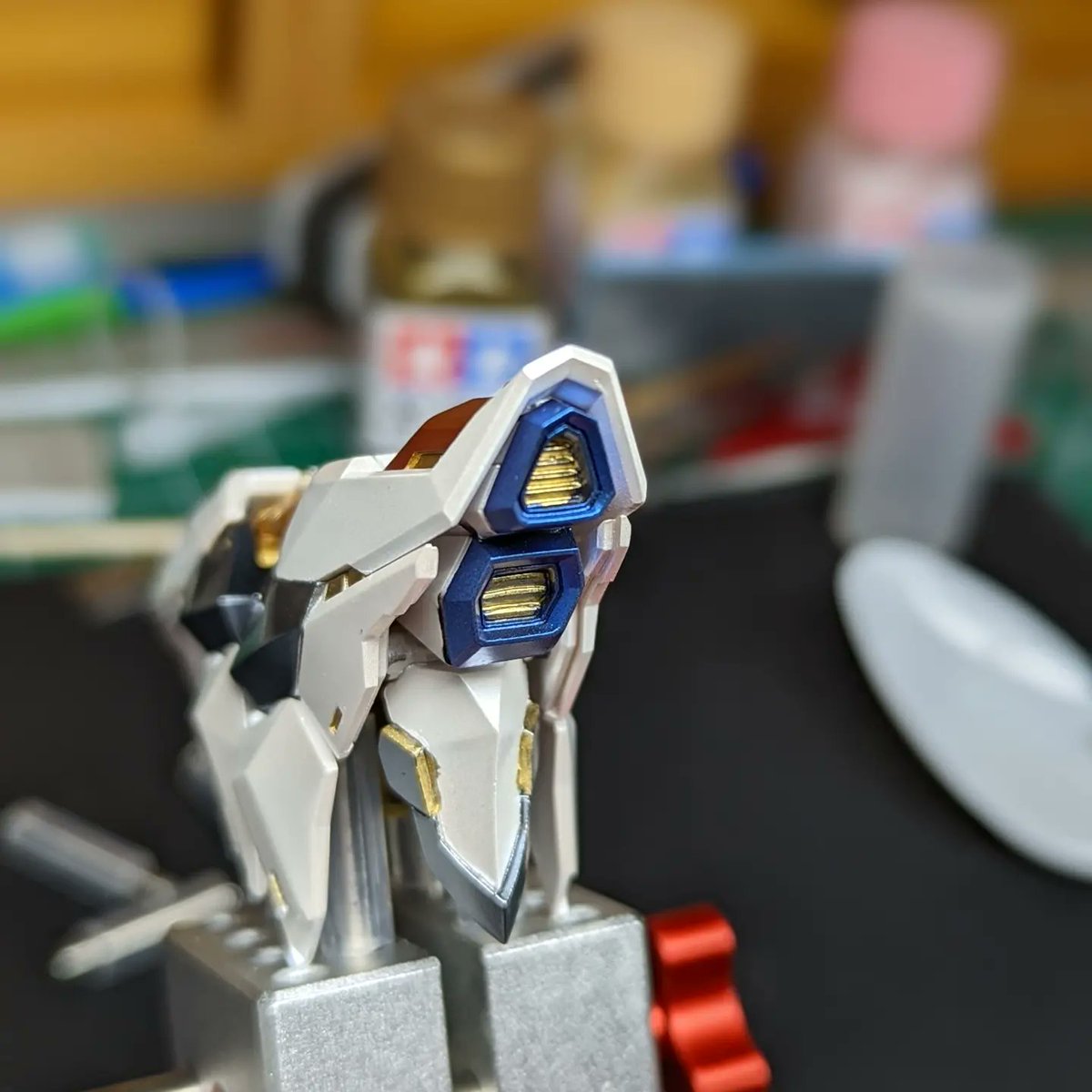 MarioIRL88's tweet photo. Alright this boy was not fun gonna have to wet sand some areas where the glue seeped out at but with this we only got waist and legs and painting is complete #gunpla #gundamnerd #gundambuilder #gundamuniverse #gunplatools #gundamcommunity #gundamstagram #gundam #gundamcustom https://t.co/iFLj67LnyN
