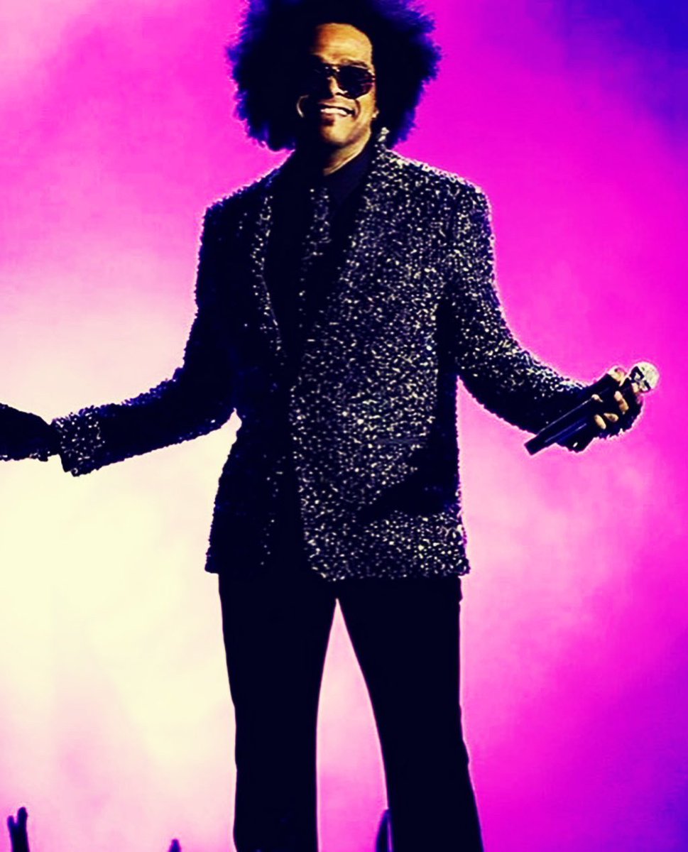 HotrockHudson's tweet photo. Shoutout to @_MAXWELL_ who did @michaeljackson proud Sunday night with his performance of โLady In My Lifeโ kicking off the Celebration of the 40th Anniversary of Thriller!!!!! ๐ฏ๐บ๐พ๐บ๐พ๐๐๐ฅ๐ฅ๐ฅ๐ฅ๐ฅ๐๐พ๐๐พ๐๐พ๐๐พ๐๐พ #Maxwell๐๐บ๐พ๐ฅ #MichaelJackson ๐๐๐ #LadyInMyLife #Thriller40 #BBMAs https://t.co/imC1Mup5vf