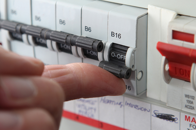 PEWmag's tweet photo. Don’t cut corners! Plan, test, isolate: ECA discusses new electrical installer safety campaign

Find out more here - https://t.co/Z9BT1KJnm5

@ECALive @ElecSafetyFirst #safeisolation #electricalsafety #electricalinstaller https://t.co/CIGe1kR4HQ