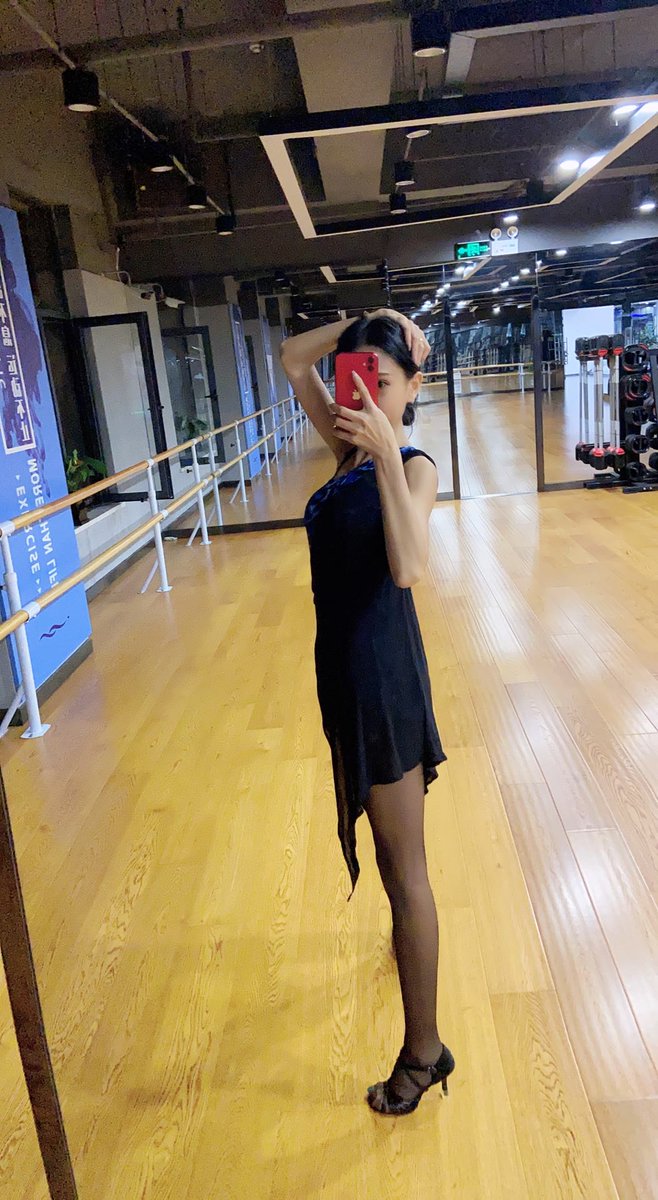 #原味丝袜  黑丝也太诱人了