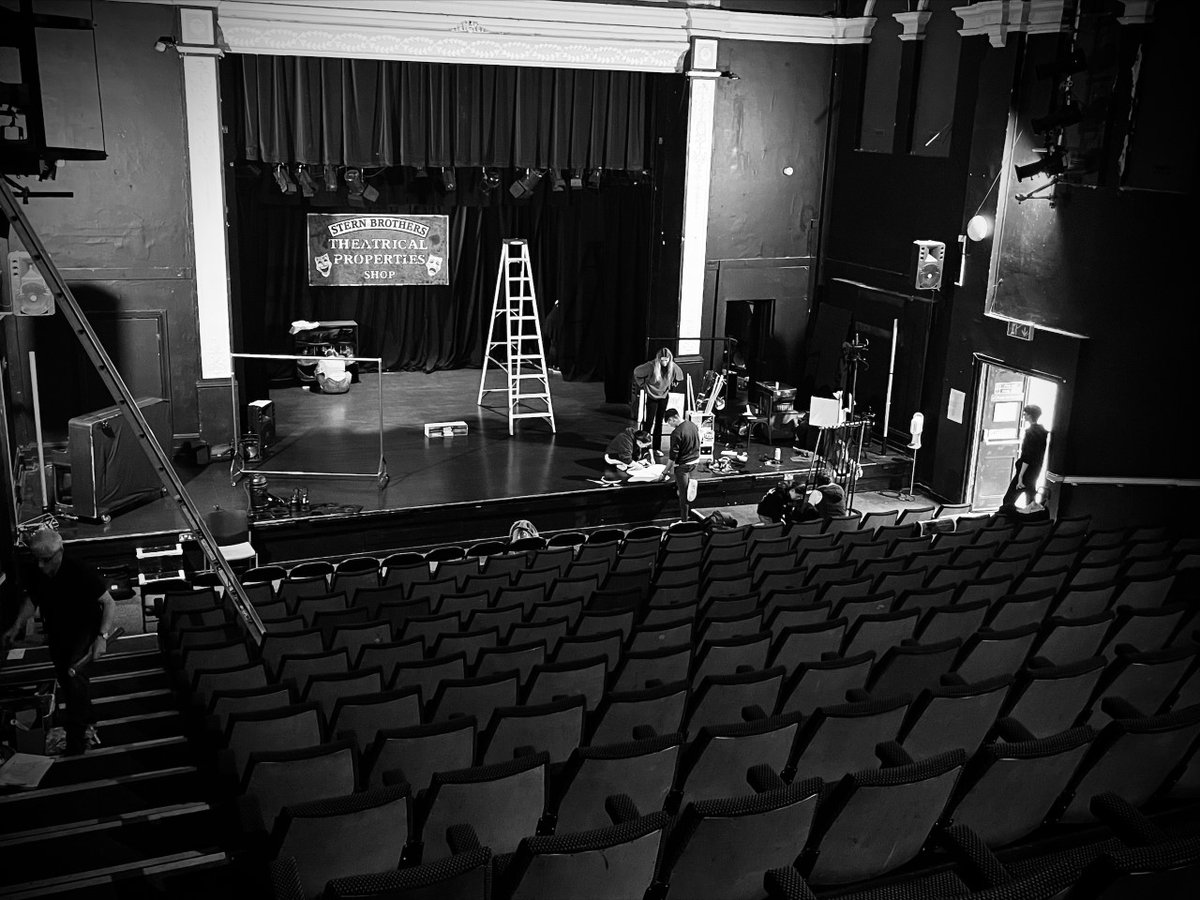 ExeterCollMPA's tweet photo. Some rehearsal shots from The Musical of Musicals. Tickets available: https://t.co/93gTub4JDr
#ExeterCollege #ExeCollProud #MusicalTheatre #Theatre https://t.co/0uufgrO80S