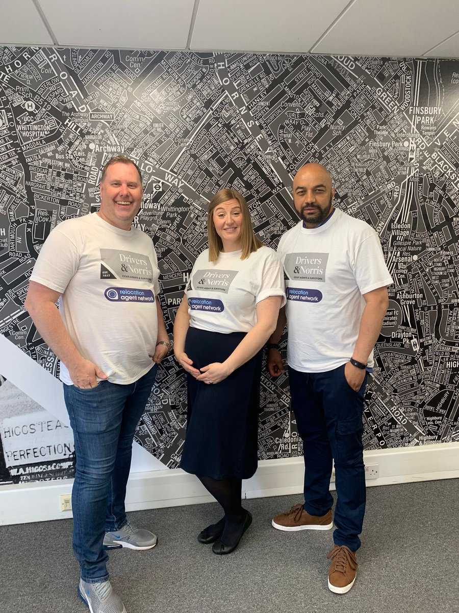 drivers_norris's tweet photo. Just leaving for todays  @ULHS Housing Fair

Pick your prefect property with the @TheNeg Lettings Agent of the Year &amp; @RelocationAgent London Agent of the Year!

Don't miss this years Housing Fair and a chance to Virtual Reality Walk The Plank at our VR Booth!!

#StudentLettings https://t.co/uM1GR0DRdN