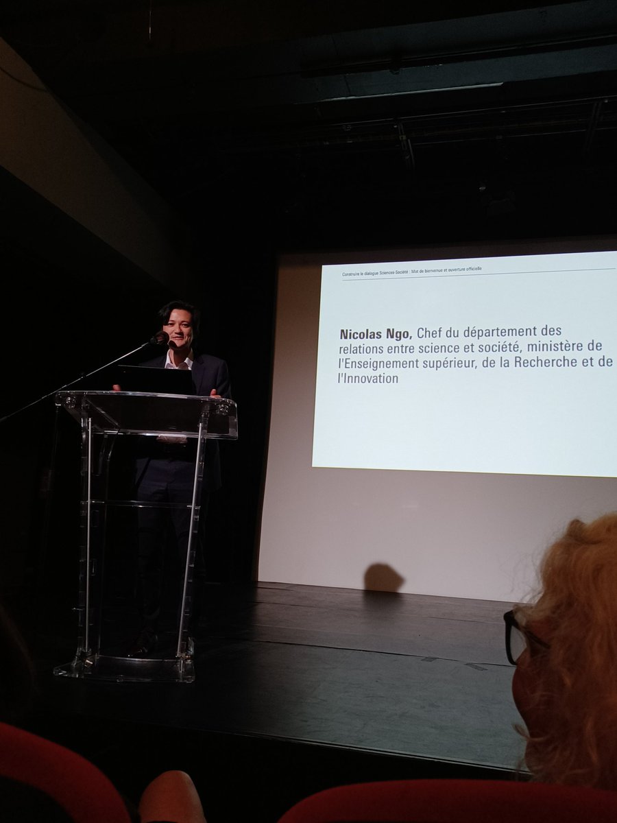 MChBordeaux's tweet photo. Démarrage de la journée "Construire le dialogue science-société" organisé par @Amcsti @AUC_officiel @FranceUniv @vp_s_s au @CentrePompidou, ouverture par Anne Bennet @MinistereCC et @NicolasNg0 @sup_recherche : une journée consacrée aux coopérations et aux partenariats https://t.co/1j0fXzmtRx