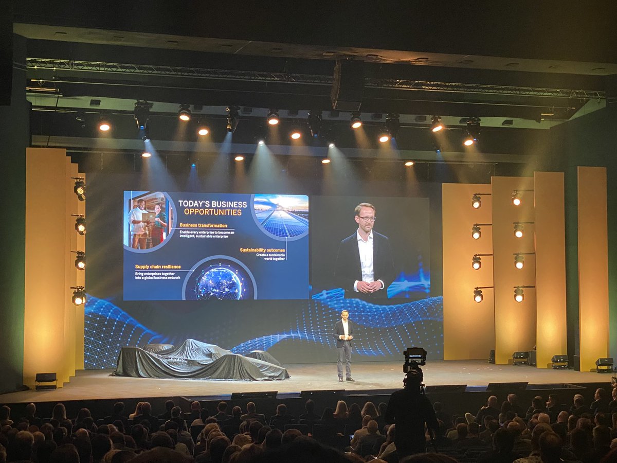 jramkumar's tweet photo. The past 50 years is our legacy, the next 50 is our future. How do we at SAP build our products for the future, @thsaueressig walks us through the strategic imperatives at #SAP. #SAPSapphireDenHaag https://t.co/KRAysyAVKl