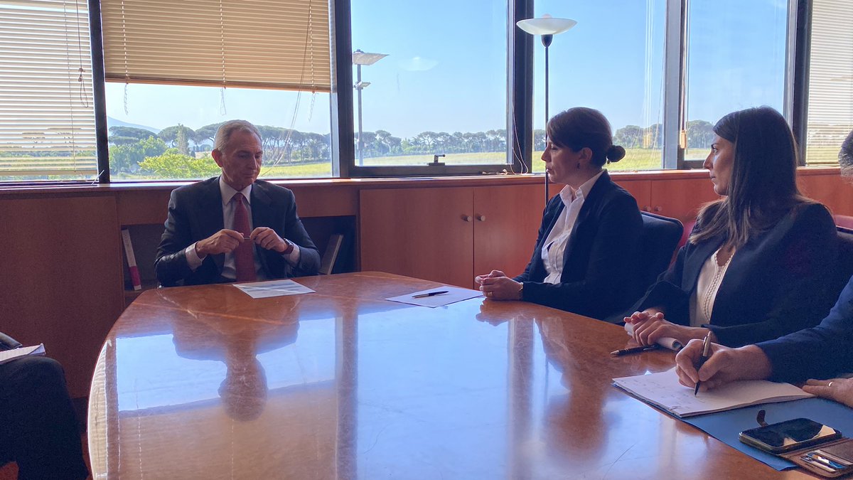NinaGregoriEUAA's tweet photo. 🇮🇹 Dept of Public Security is one of the #EUAA’s main partners. Our collaboration includes asylum registration, info provision, vulnerability assessment &amp; protection for Ukrainians. A pleasure to discuss the situation w Director De Matteis &amp; witness one of our training sessions https://t.co/HoWyaeGKwm