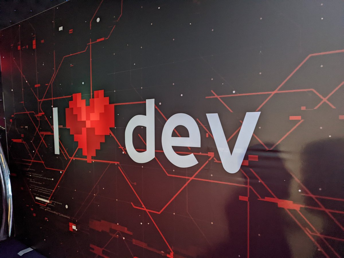smarcik85's tweet photo. Another week, another conference 😁 #ilovedev https://t.co/JikGWBP1dX