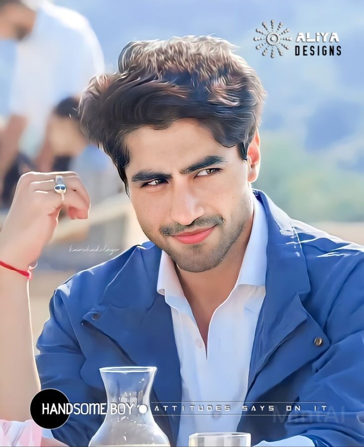 Taareef karoo kya Us ki
Jis ne tujhe banaaya! 

HAPPY BIRTHDAY HARSHAD CHOPDA 