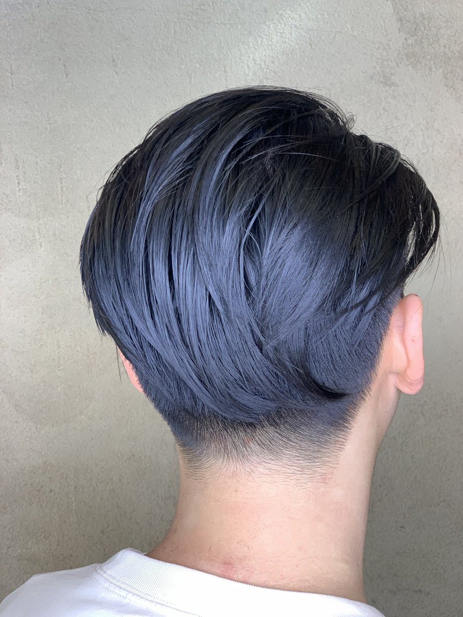 HairformStudio's tweet photo. From the bare-it-all buzz cut to flowy long locks and everything in-between, we have compiled the most popular #Asian #hairstyles  #formen ‼️ https://t.co/iJQAsJowZq
