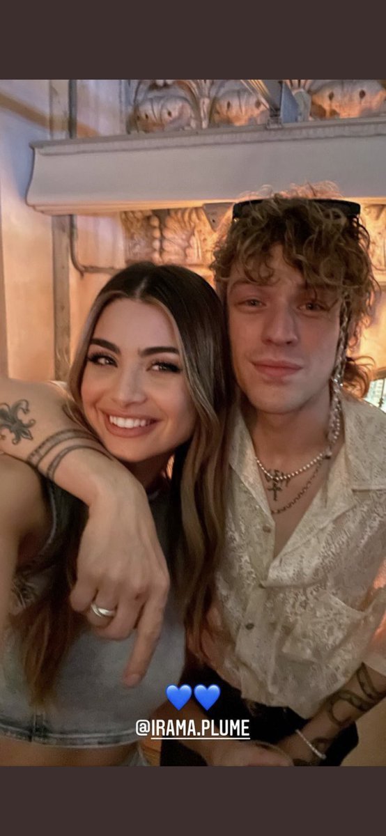 flowerpwrrrrr's tweet photo. il twitter è una repubblica fondata sui selfie di emma e irama
#Amici17 #iremma https://t.co/rPIReCSLZx