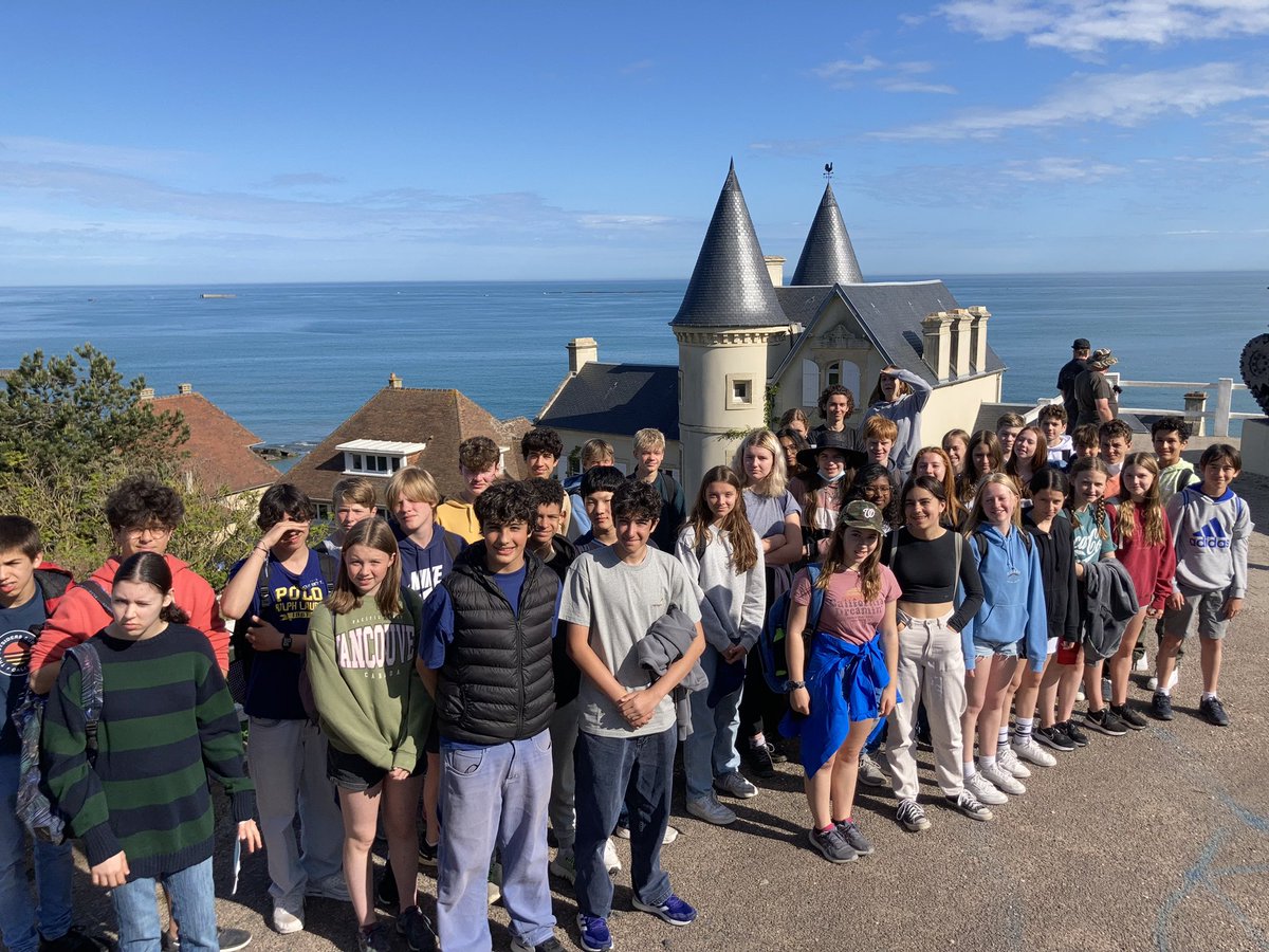 Newman_SJane's tweet photo. Visiting the D-day artificial harbour at Arromanches - avec le bus français #mslearns #normandy2022 @ISB_MS https://t.co/EgZxb6JKB5