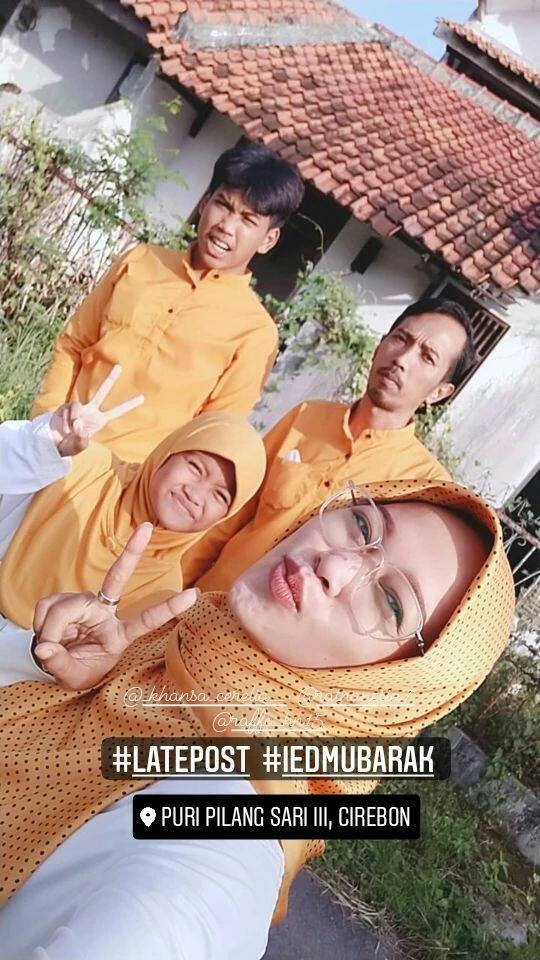 herdyraffa's tweet photo. Herdy's family 
@ratnanesia7 https://t.co/D4uT0Tr2LB