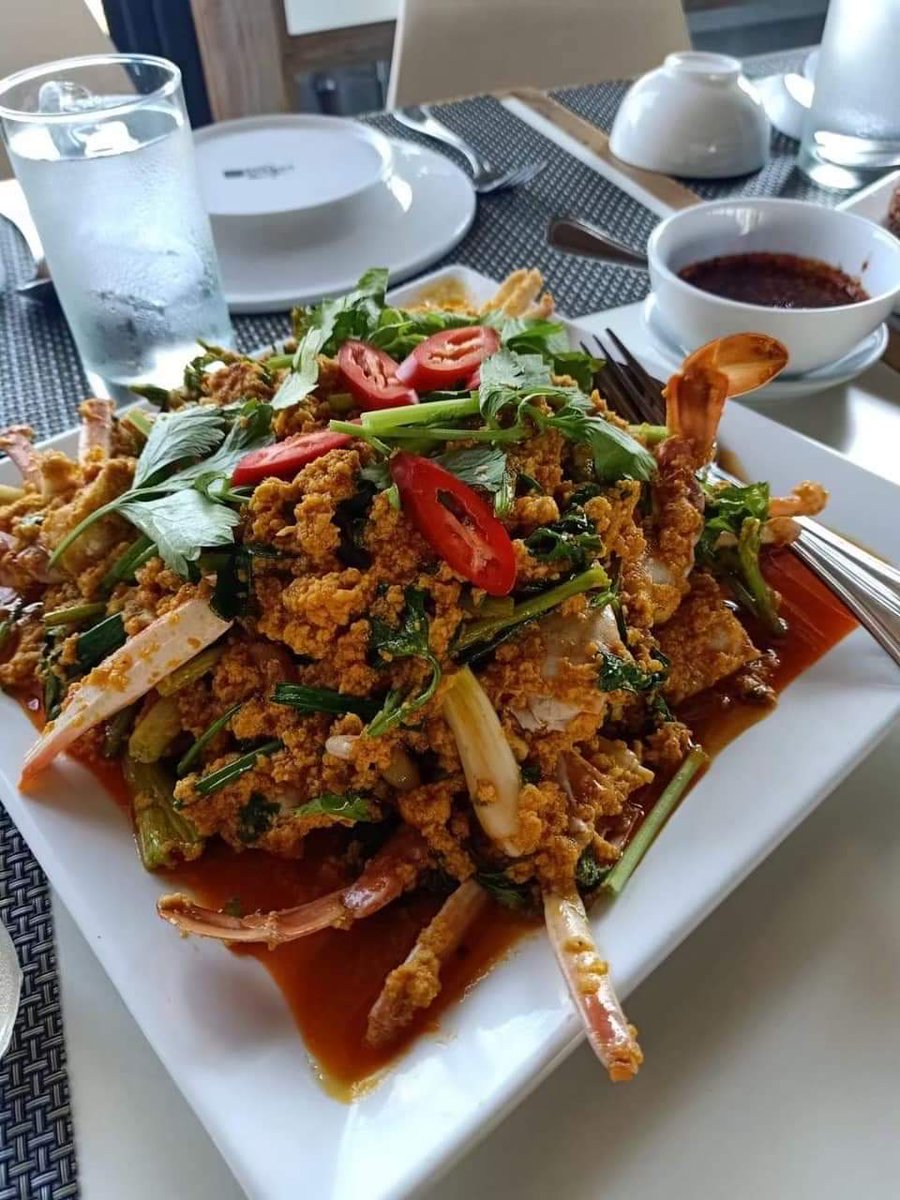 TheInfinityG8's tweet photo. 28นี้พบกันที่ชะอำ ร้านจิตรโภชนา🥗
🎉🎊ร้านอาหารชื่อดังแห่งเมืองชะอำ
คอนเฟิร์มอาหารอร่อยทุกเมนู สังเกตุได้จากหุ่นแอดมิน 😂
#BoomTheStarIdol
#บูมจาย #boom_shh
#wonderfulnightpartywithboom
#theinfinitygroup https://t.co/N5c5COO4M6