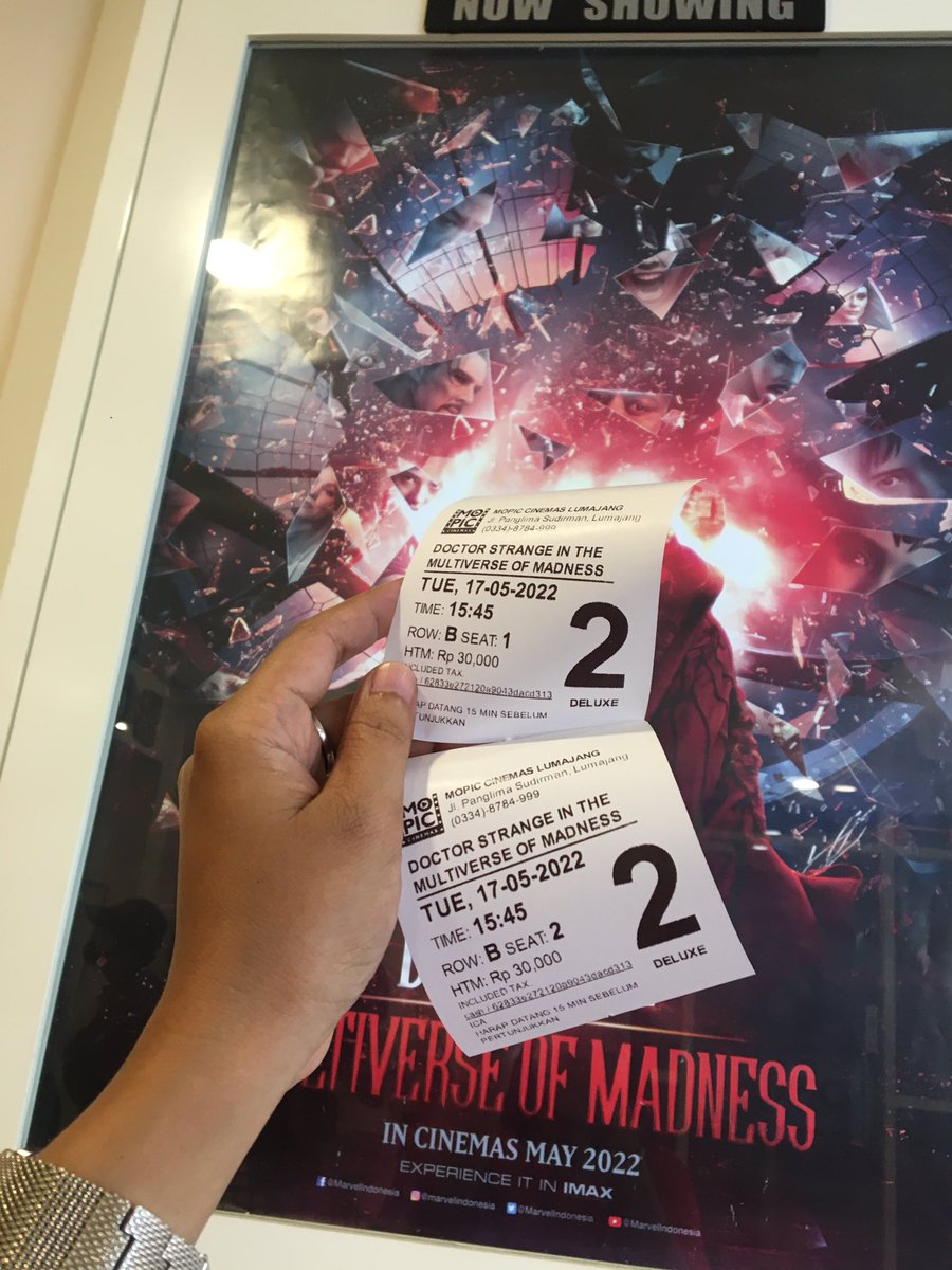 bellewidie's tweet photo. nonton dulu biar gak bosen ya kan 😅😂 
bdw, gua klo disini jalan2 atau nongki pasti sama ponakan hahahaha asyik loh serius deh hahahaha #sayangponakan🥳 https://t.co/N4SA2Jz8qA